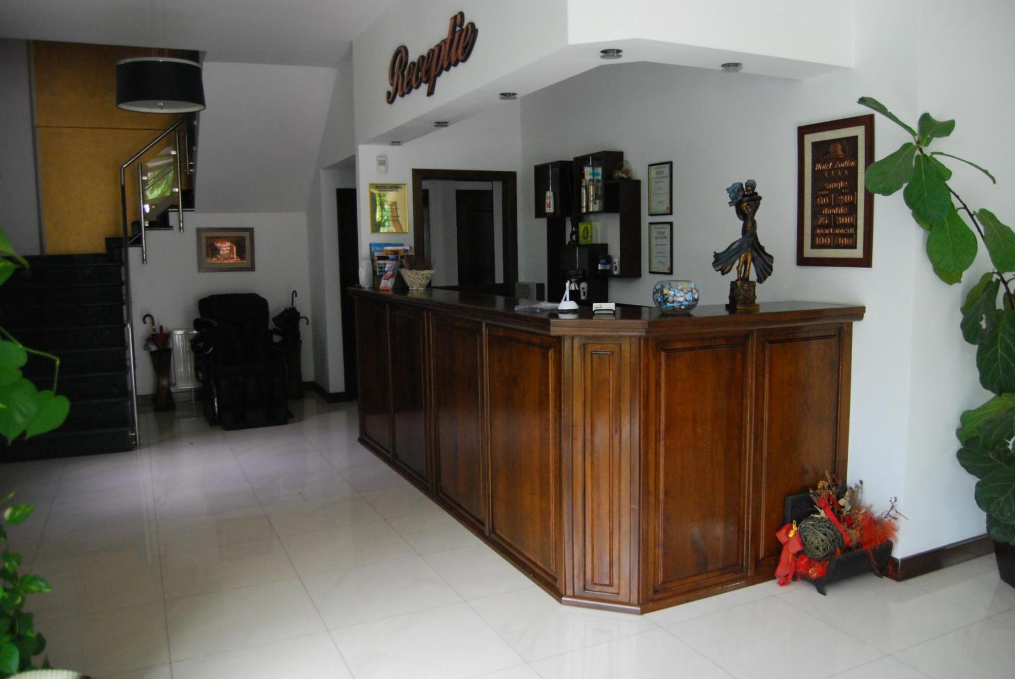 Hotel Zodiac Κονστάντζα Εξωτερικό φωτογραφία