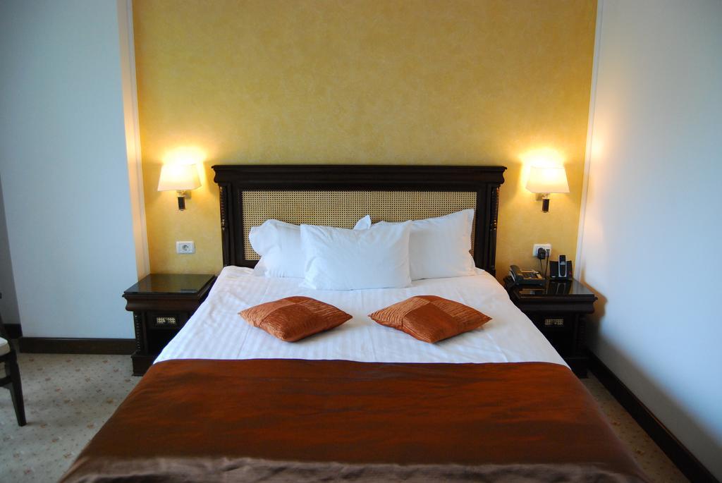 Hotel Zodiac Κονστάντζα Δωμάτιο φωτογραφία